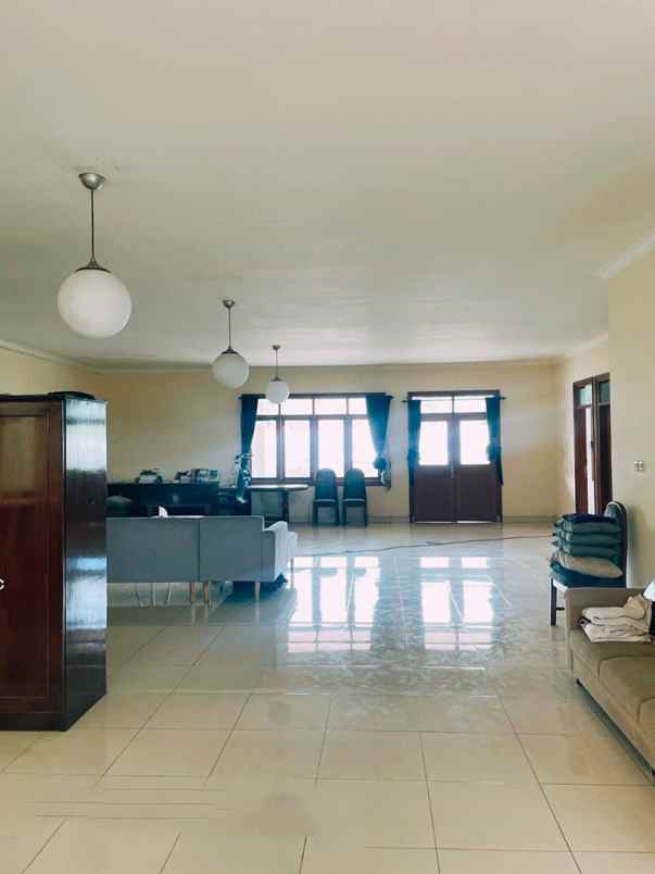 dijual ruko gudang kantor sersan bajuri