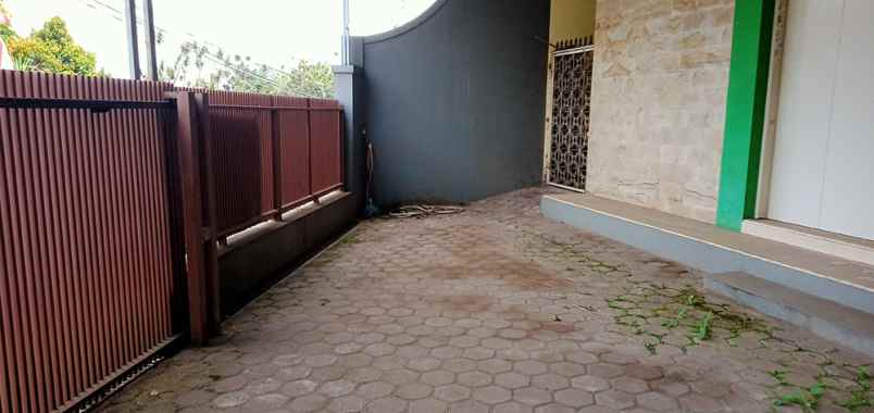 dijual ruko gudang kantor sersan bajuri