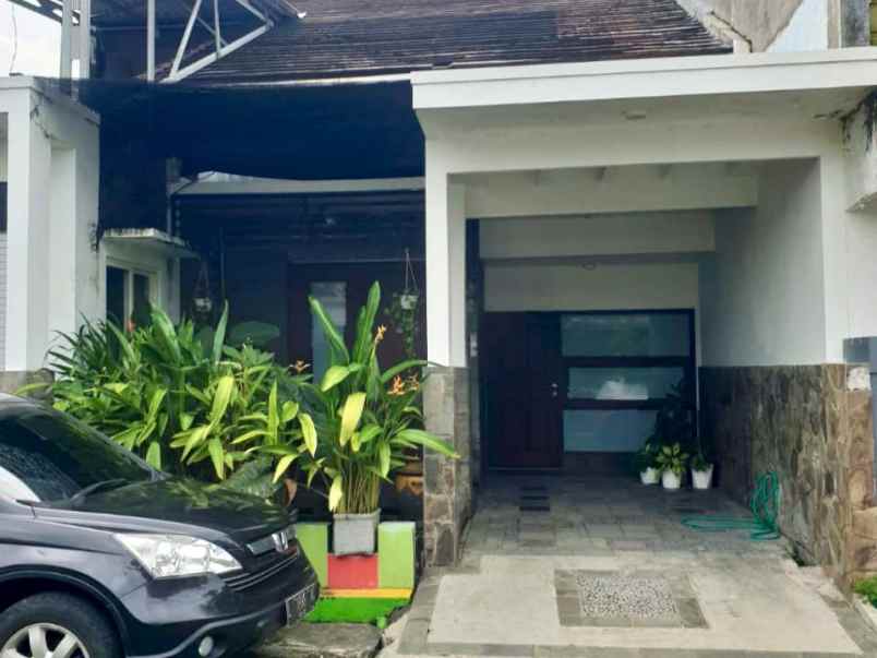 dijual ruko gudang kantor wisma lidah kulon