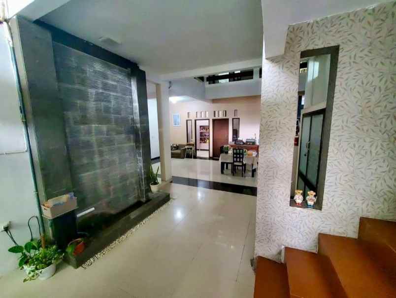 dijual ruko gudang kantor wisma lidah kulon