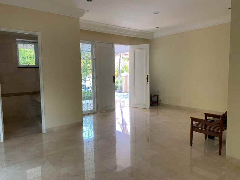 dijual rumah ancol timur