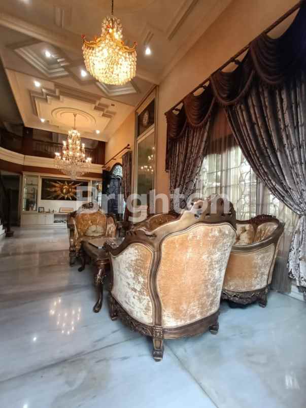 dijual rumah araya 2 galaxy bumi permai