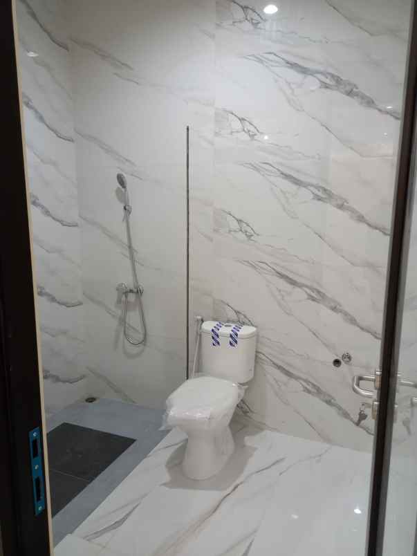 dijual rumah araya kota malang