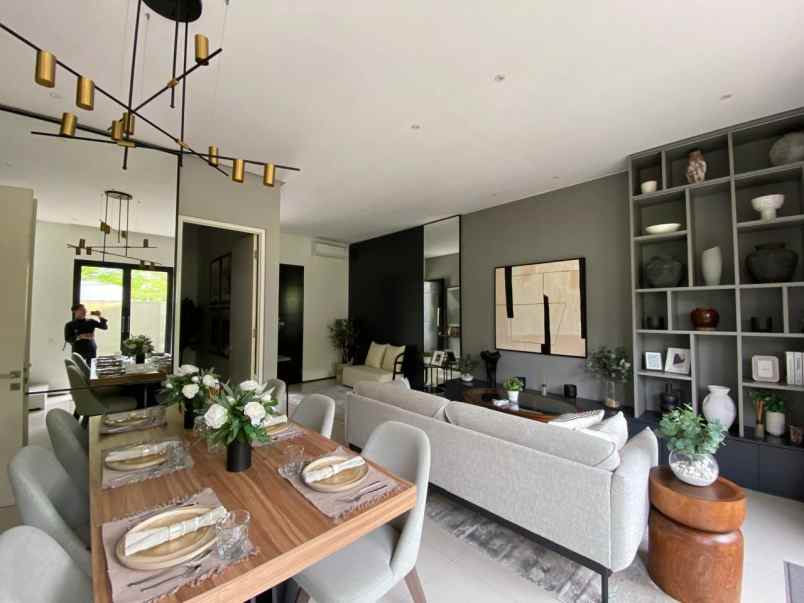 dijual rumah araya malang