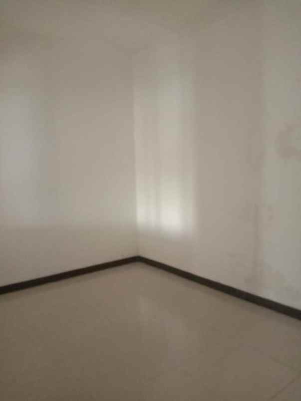 dijual rumah arcamanik