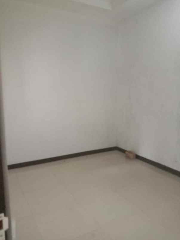 dijual rumah arcamanik