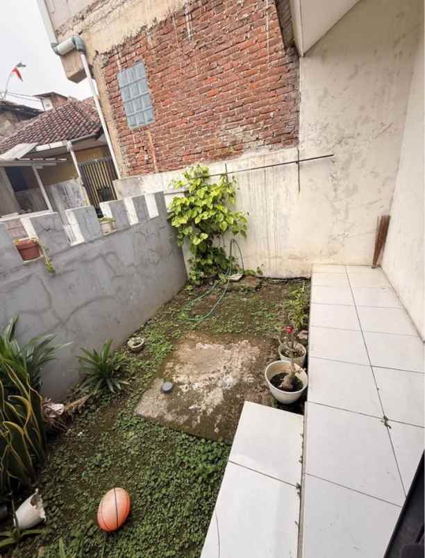 dijual rumah area kerkof jalan cibogo cimahi