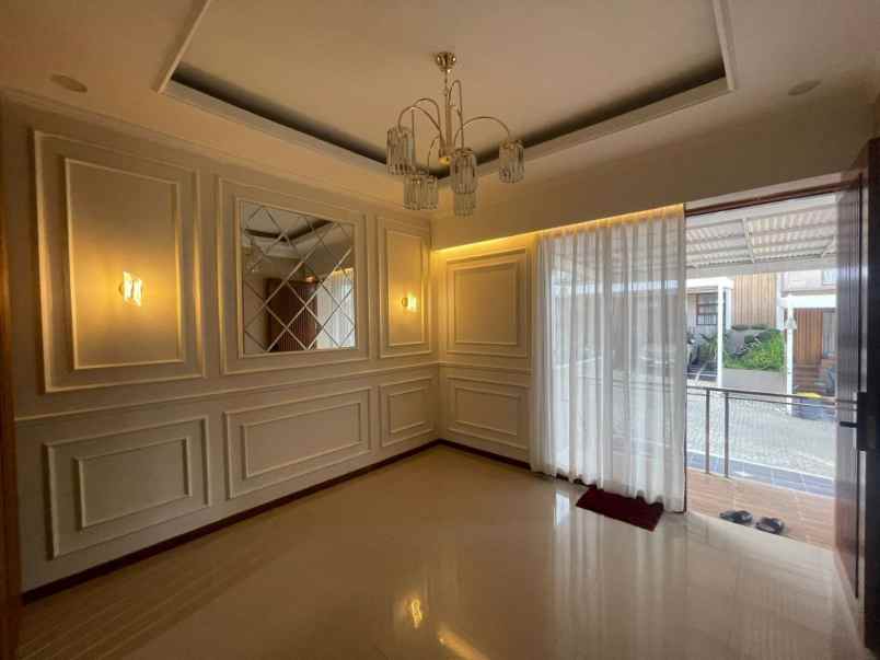 dijual rumah awiligar