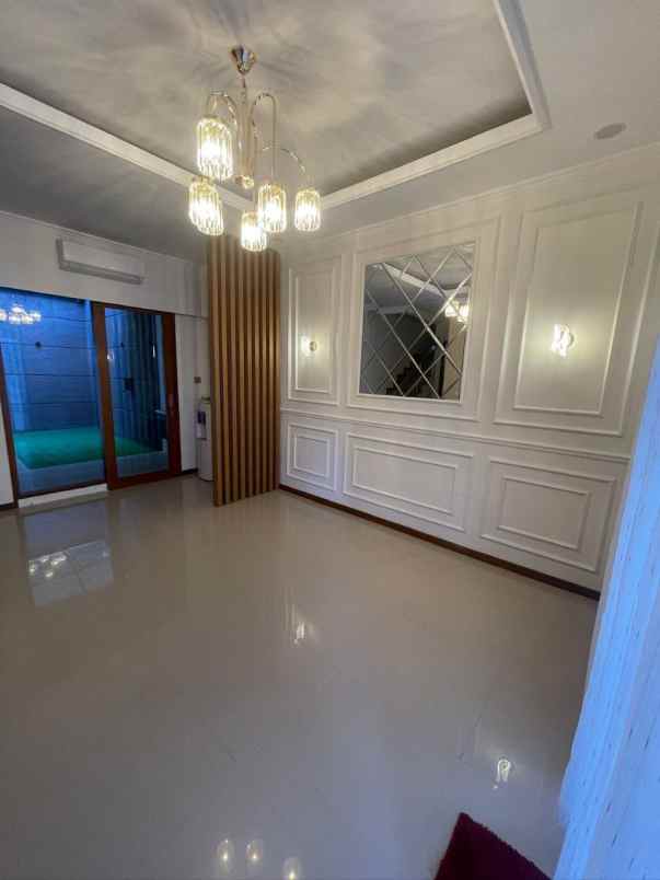 dijual rumah awiligar
