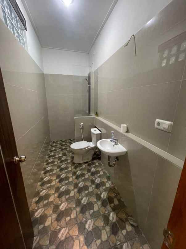 dijual rumah awiligar