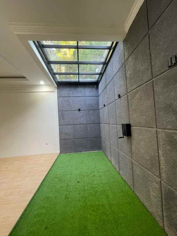 dijual rumah awiligar