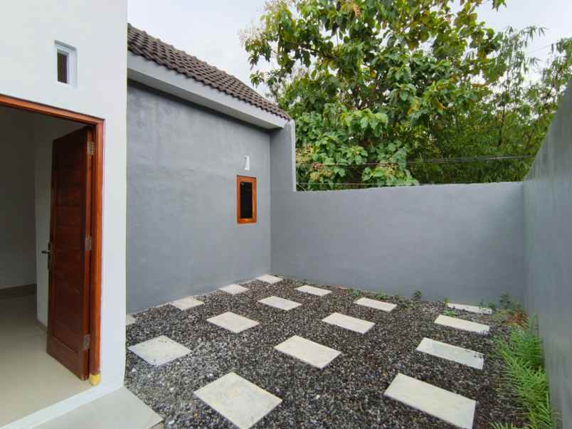 dijual rumah balecatur gamping sleman