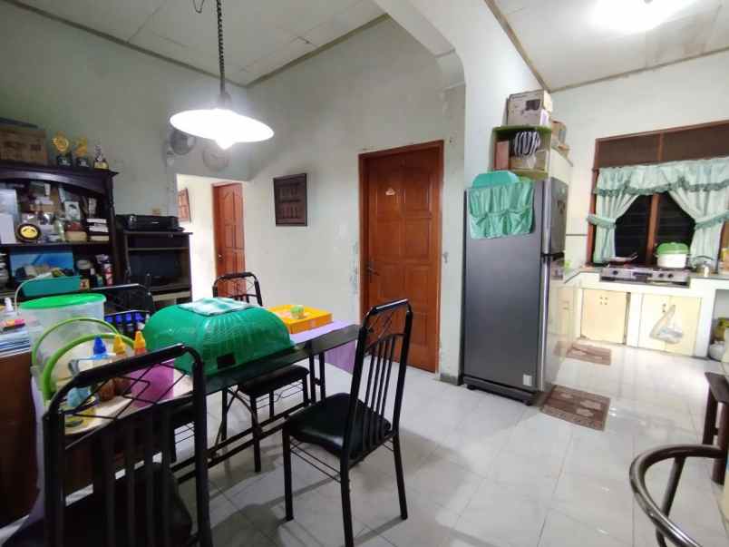 dijual rumah banjarsari surakarta