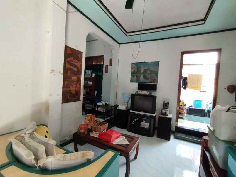 dijual rumah banjarsari surakarta