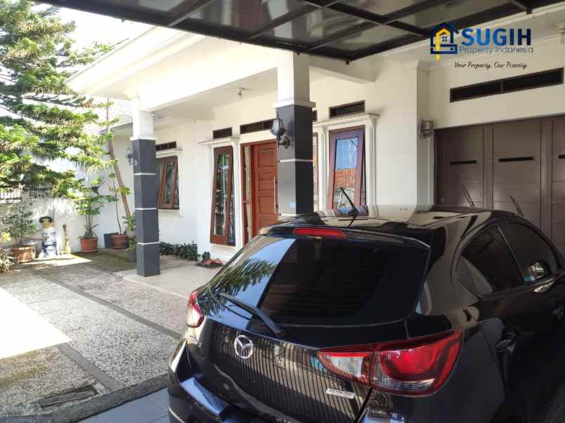 dijual rumah batu indah batununggal