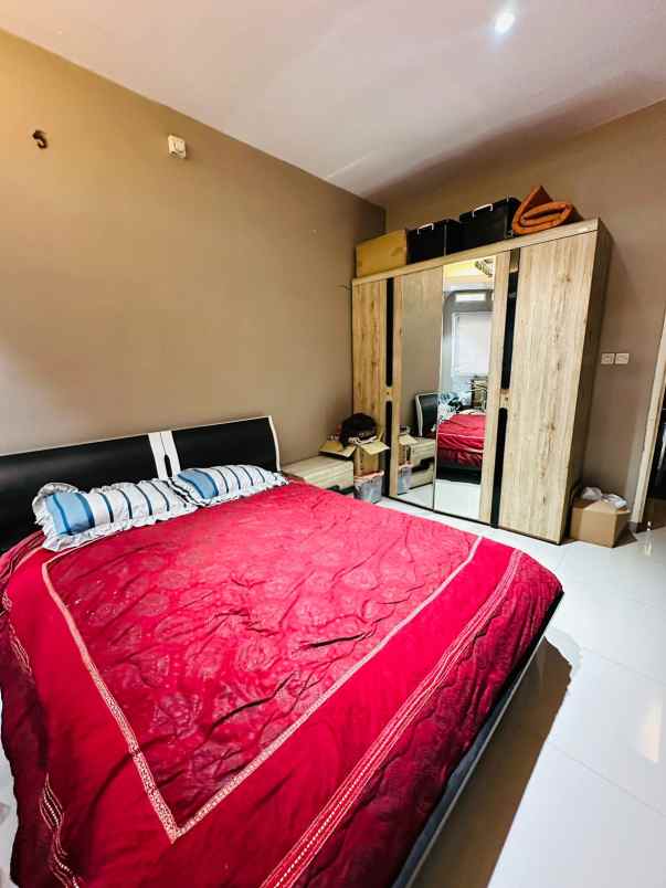 dijual rumah batununggal