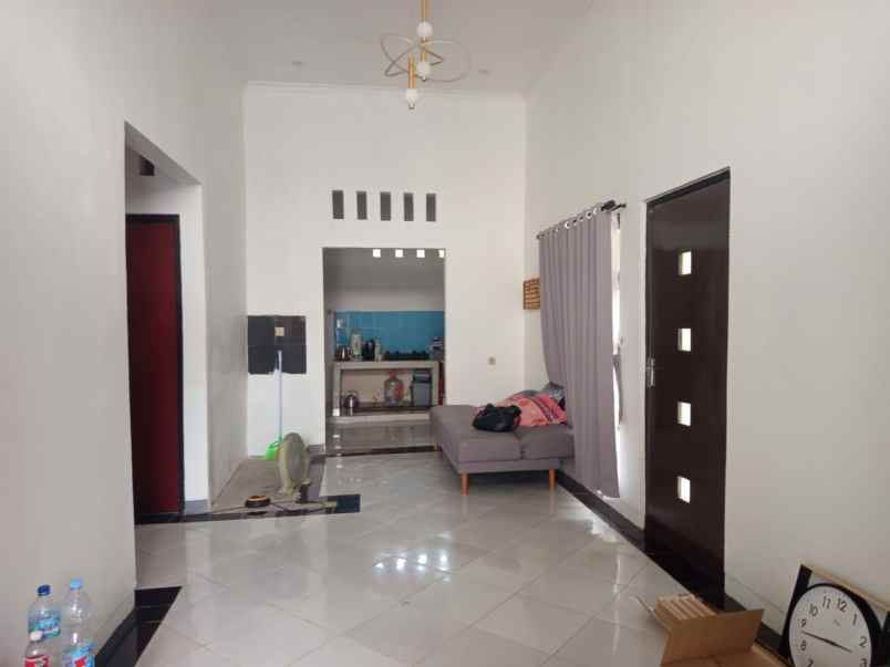 dijual rumah bebas banjir di studio alam