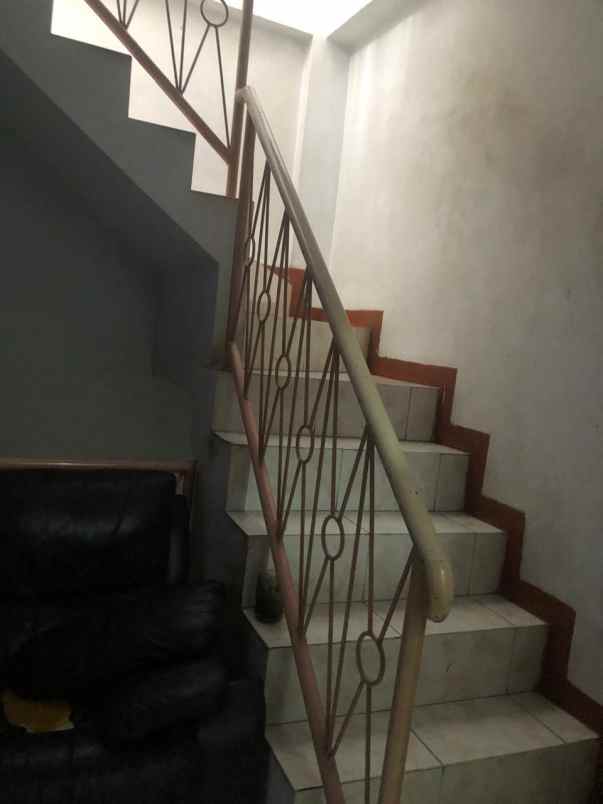 dijual rumah bentuk ruko di mangga besar jakarta barat