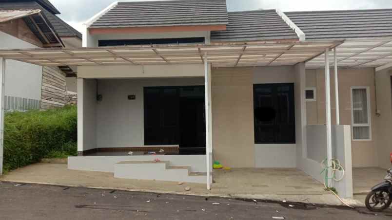 dijual rumah bewok karanggintung kec