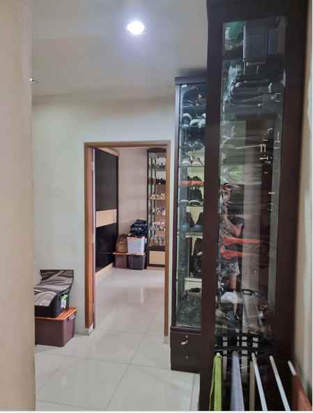 dijual rumah binong curug kabupaten