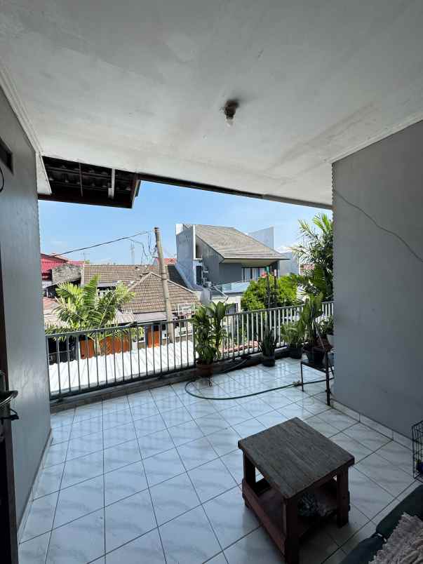 dijual rumah bukit raya pisangan