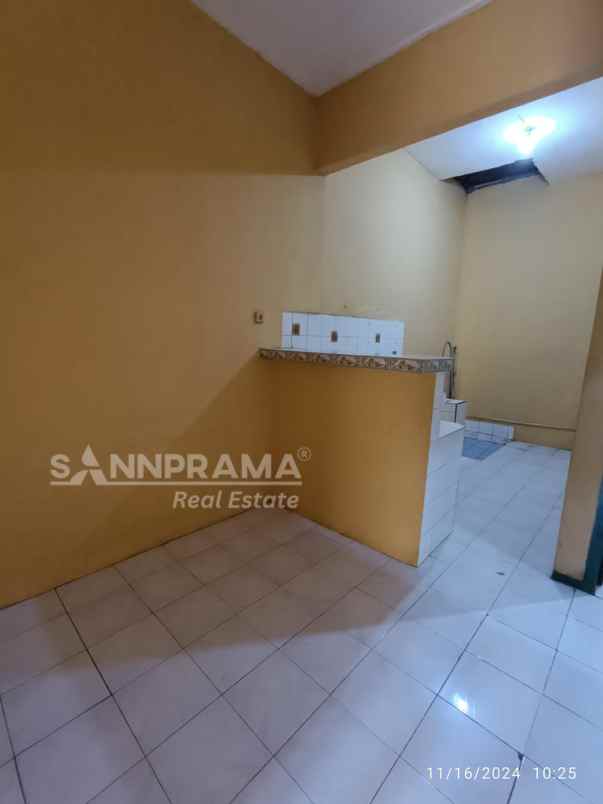 dijual rumah bukit sawangan indah