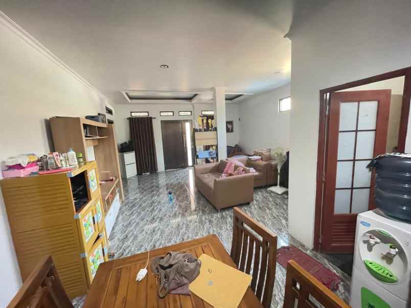 dijual rumah campaka