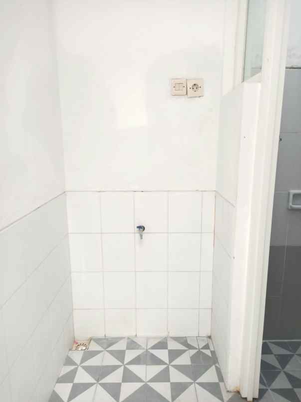 dijual rumah cantik lokasi permata jingga suhat malang