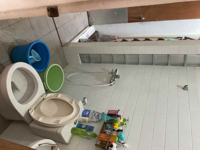 dijual rumah cempaka putih