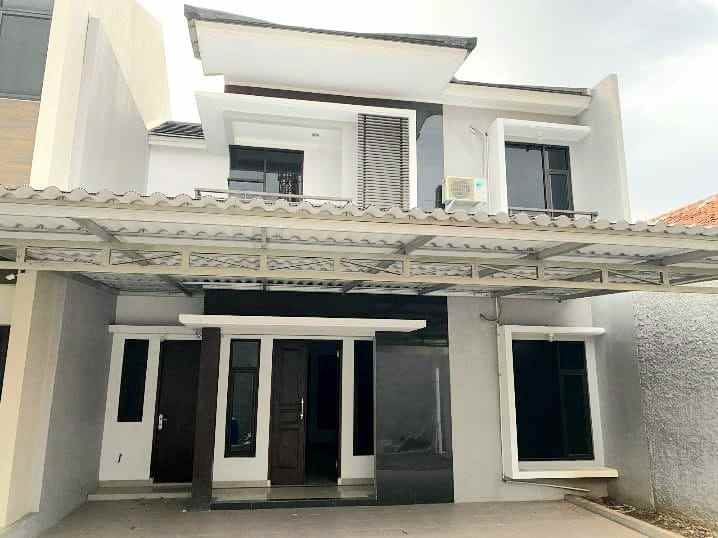 dijual rumah ciganjur