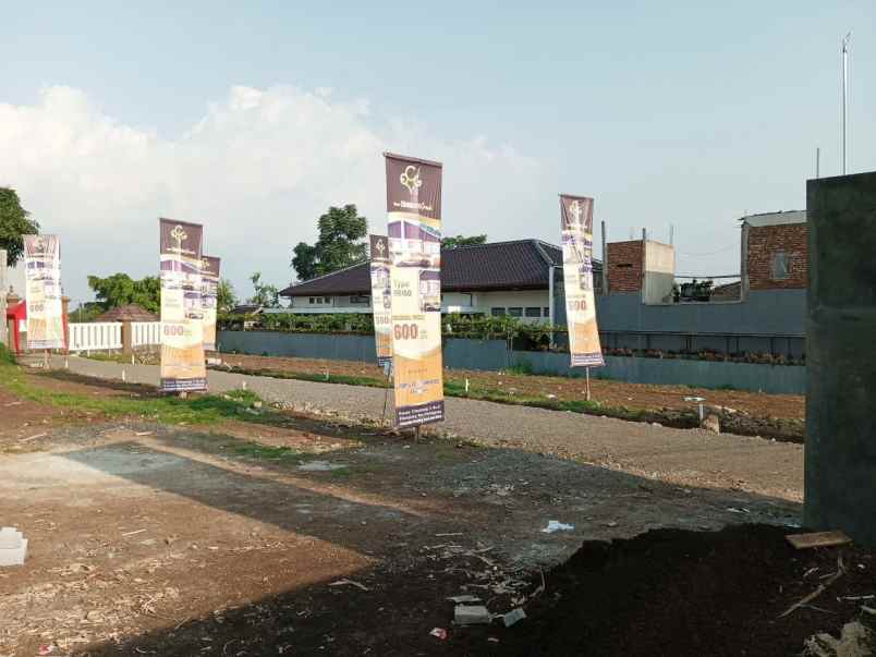 dijual rumah cihanjuang cimahi