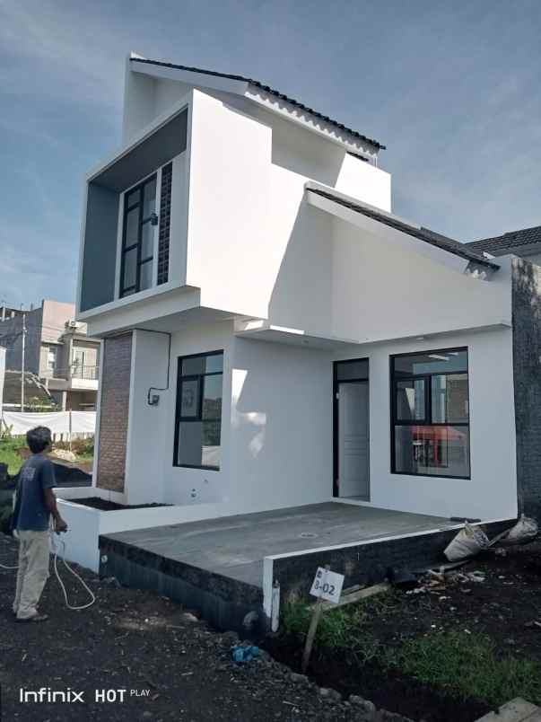 dijual rumah cihanjuang cimahi utara