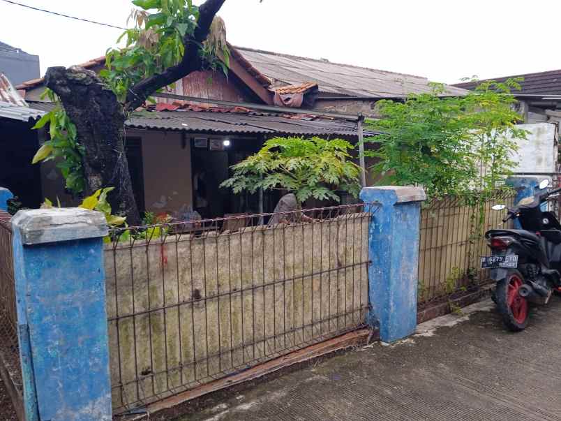 dijual rumah ciherang