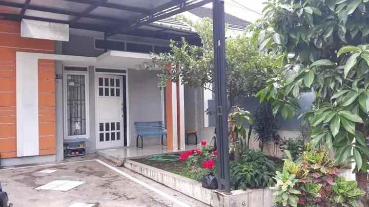 dijual rumah cikoneng