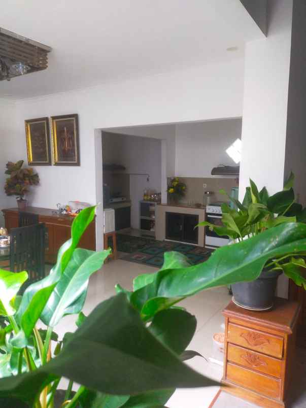 dijual rumah cilangkap