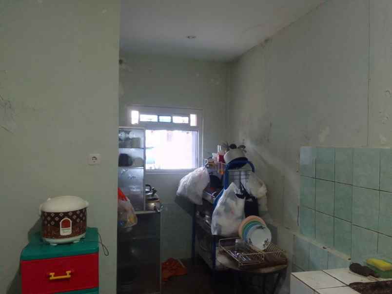 dijual rumah cipageran asri