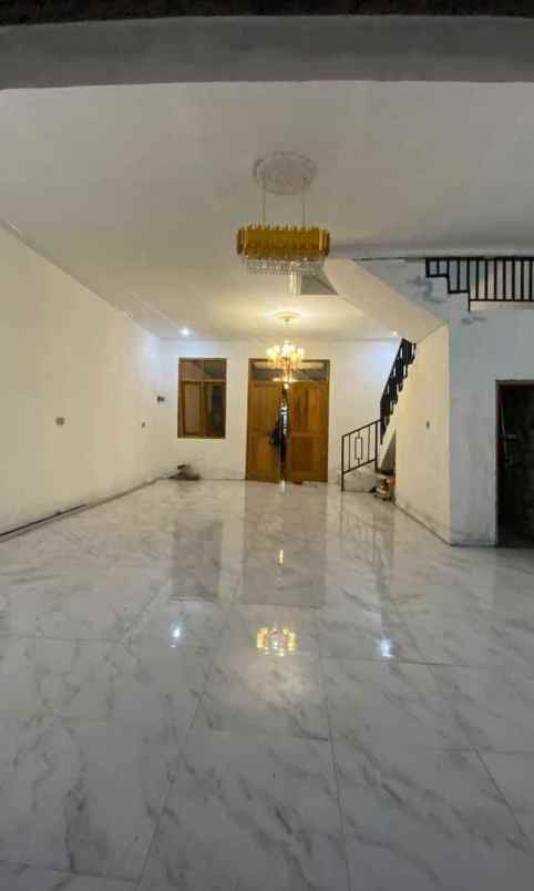 dijual rumah cipayung jakarta timur