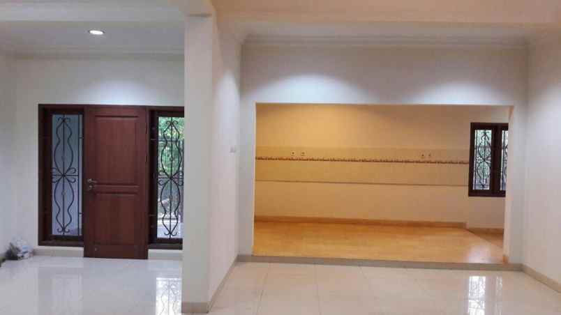 dijual rumah citra gran jl alternatif