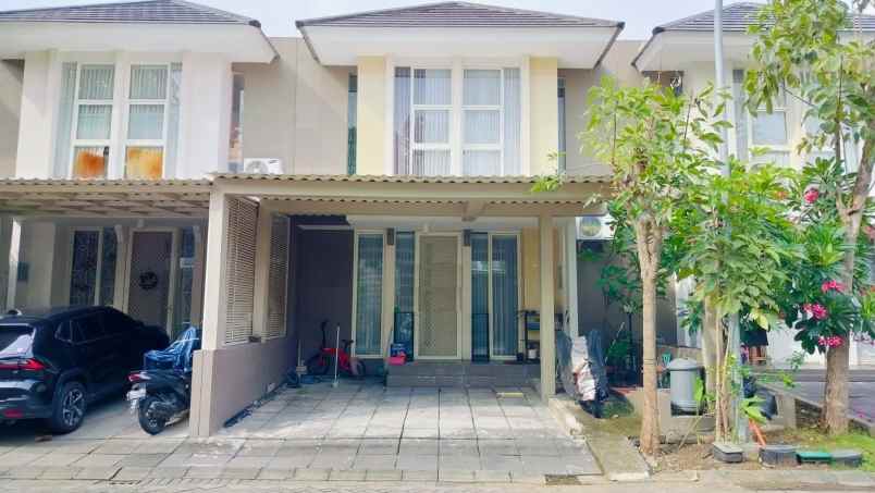 dijual rumah citraland surabaya barat