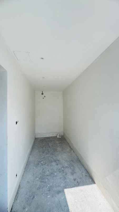dijual rumah citraland woodland