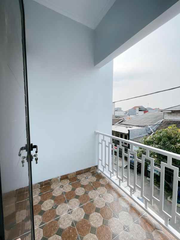 dijual rumah cluster cendrawasih pondok