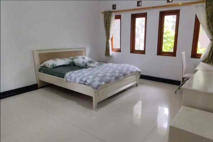 dijual rumah cluster cisitu indah dago