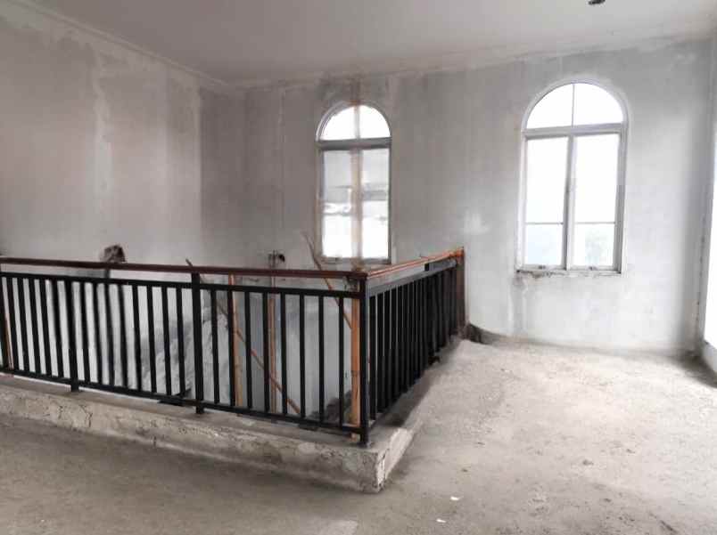 dijual rumah cluster la seine jgc