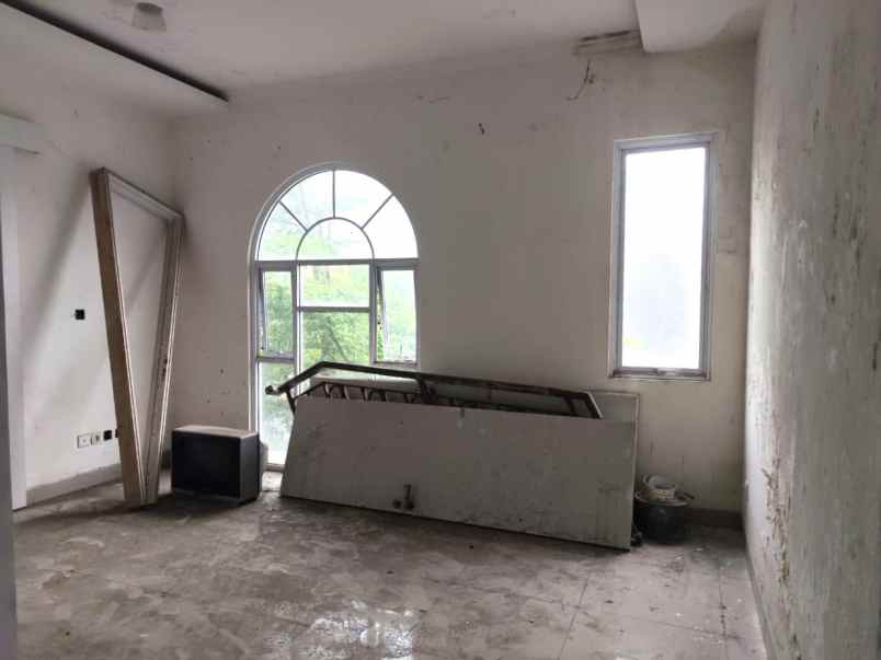 dijual rumah cluster la seine jgc