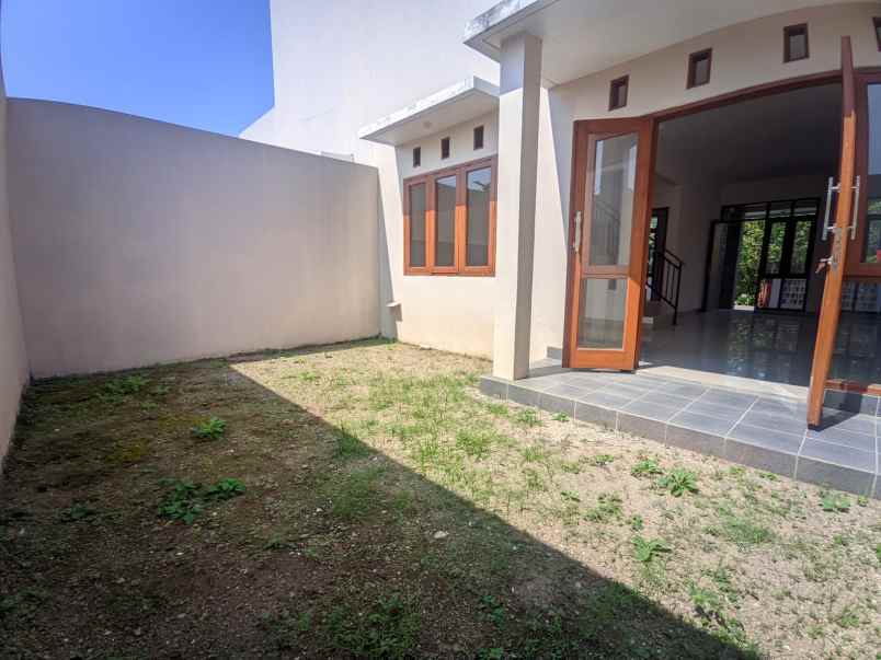 dijual rumah cluster margahayu