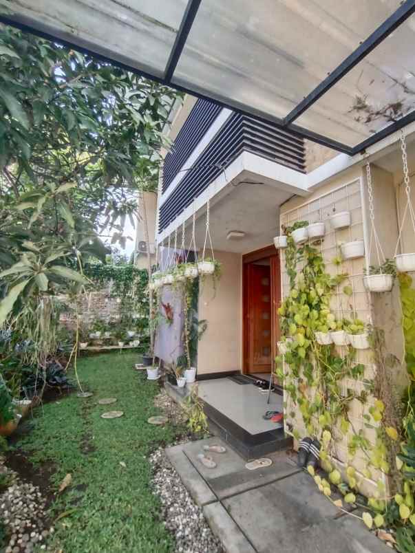 dijual rumah cluster puri suryalaya