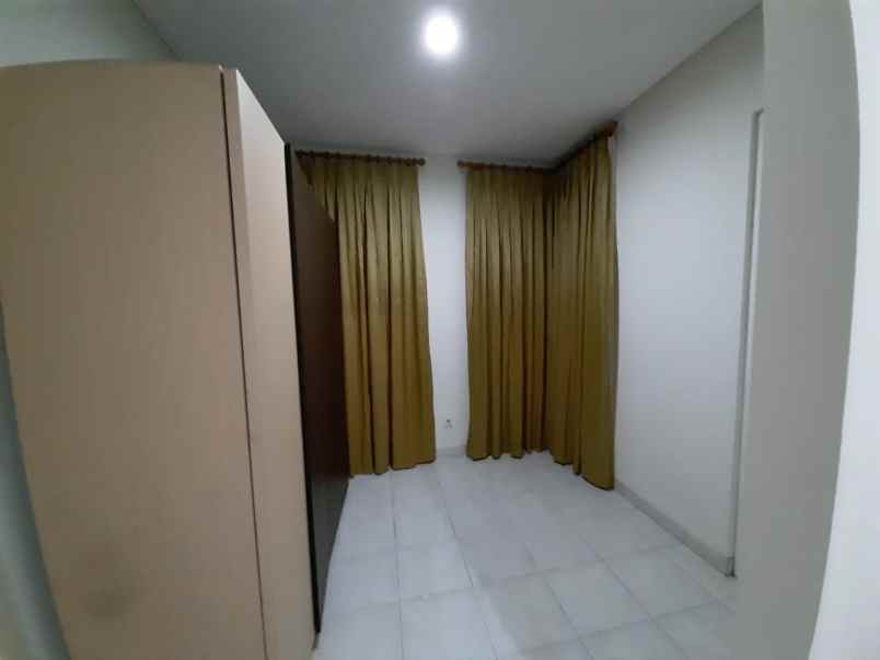 dijual rumah cluster riviera garden