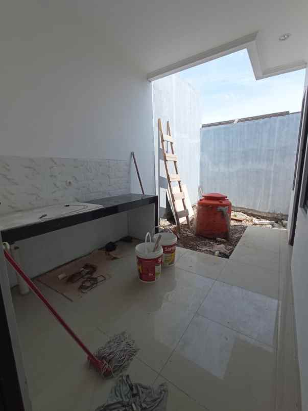 dijual rumah cluster villa cemara asri