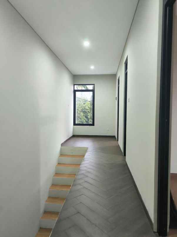 dijual rumah cluster vista cihanjuang