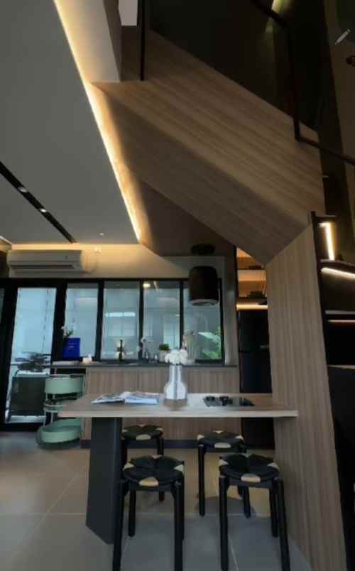 dijual rumah cluster xyz livin lippo